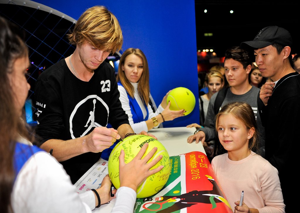 Get an Autograph and a Photo of a Favorite Tennis Player