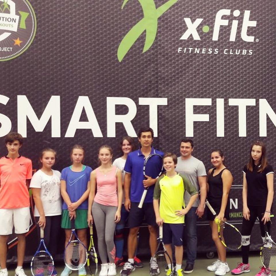 Игорь Куницын, провел детский мастер-класс на кортах фитнес-клубов X-FIT