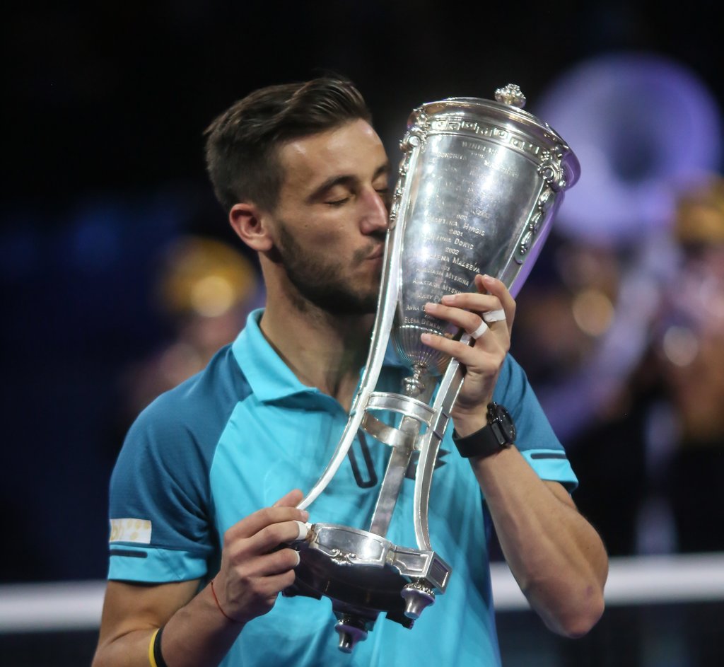 Dzumhur claims second Russian title this year